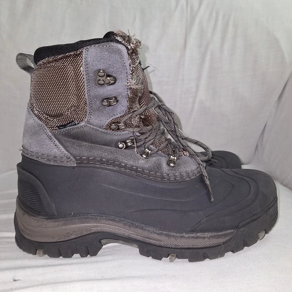 Magellan Outdoors PAC Boot II 177852 Men's Size 10 D Waterproof Insulated Gray